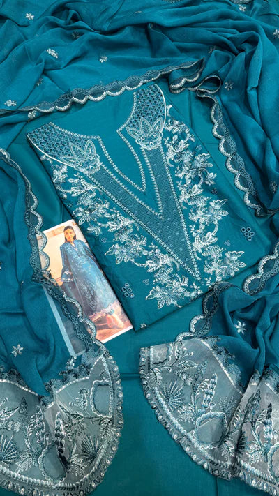 QALAMAKAR LAWN SB02