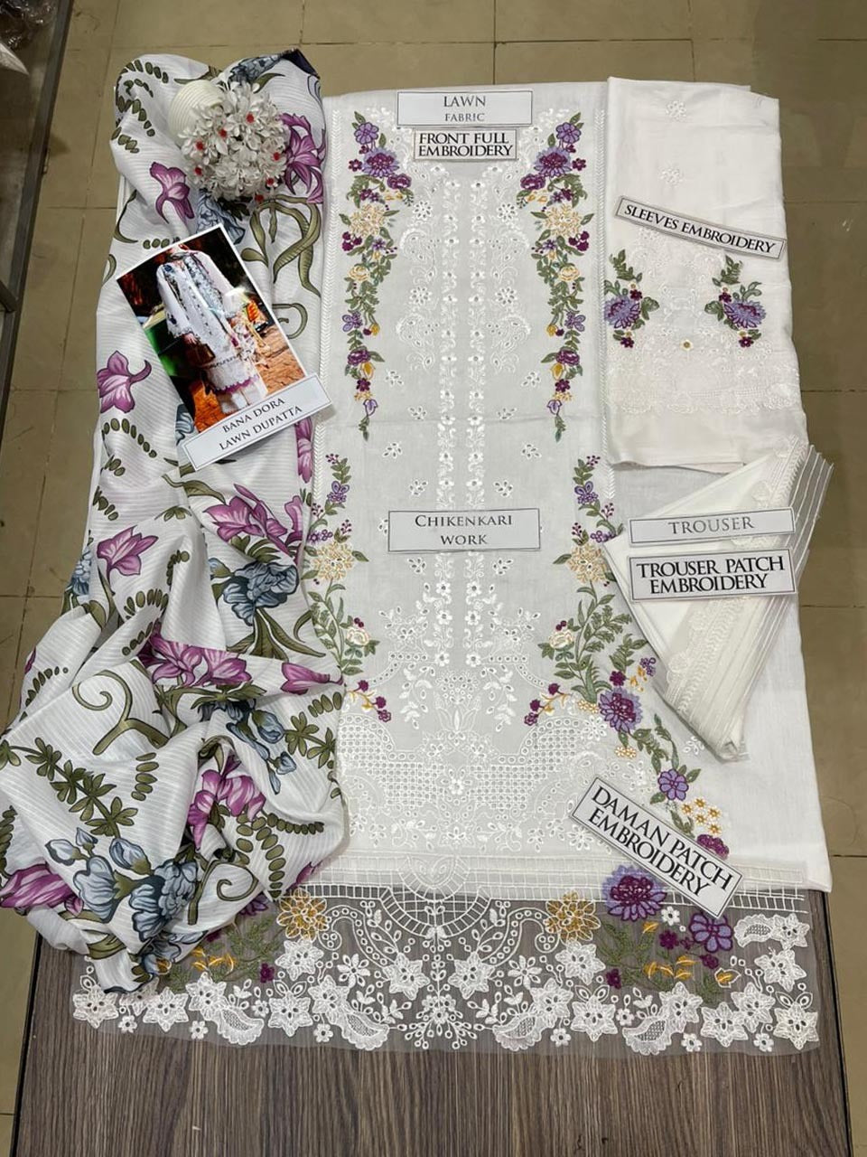 Jade Elegant 3-Piece Lawn Embroidered Suit