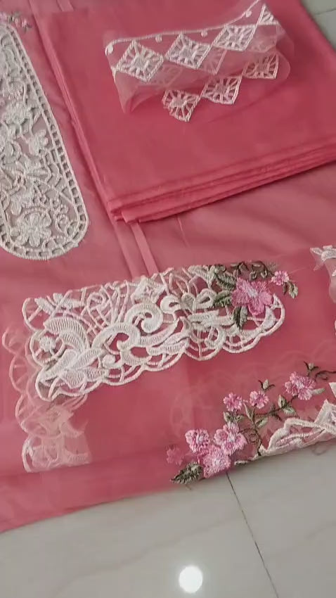Elaf Luxury Embroidered Lawn 3 Piece Suit
